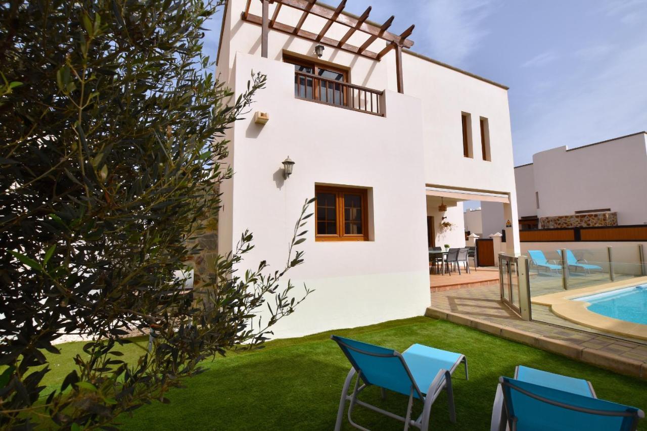 コスタ・テギセ Casahost Casa Oceano Lanzaroteヴィラ エクステリア 写真