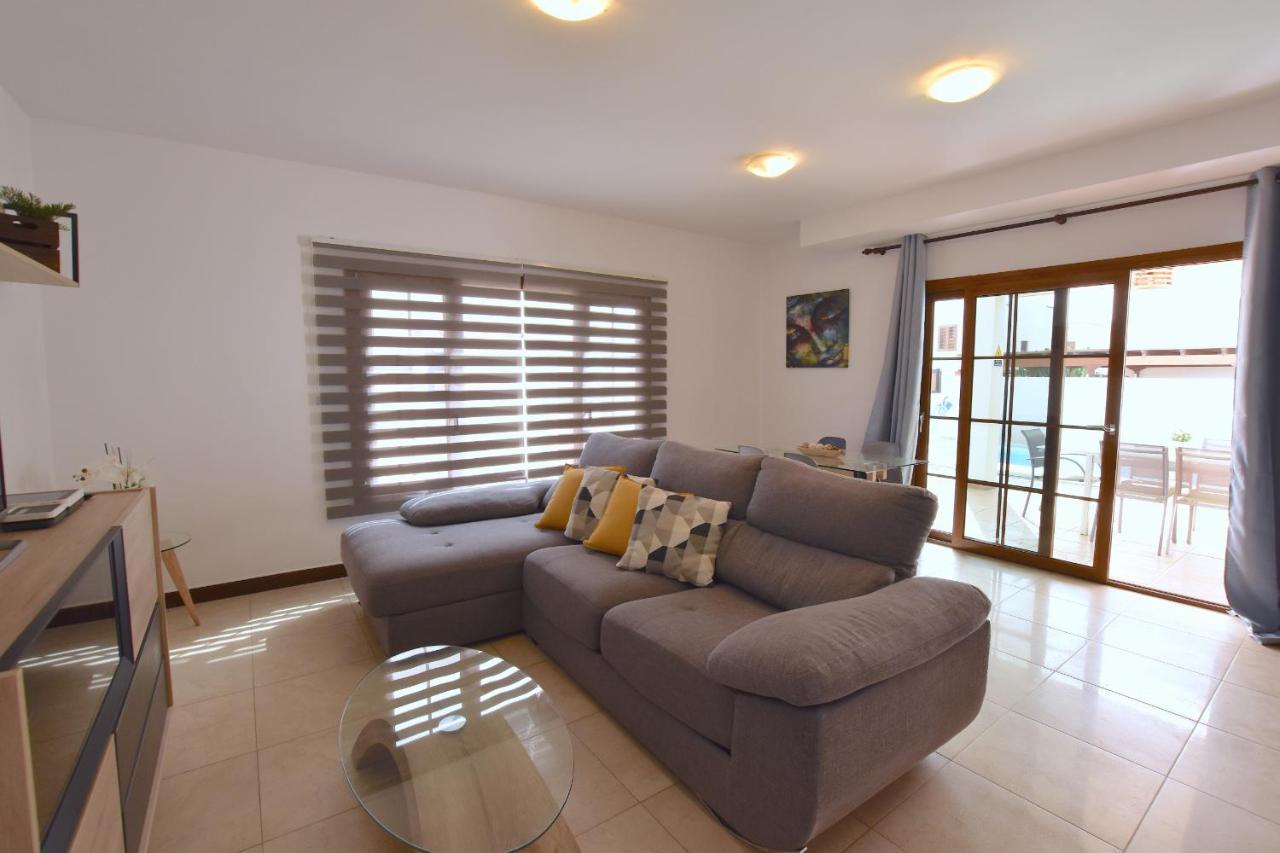 コスタ・テギセ Casahost Casa Oceano Lanzaroteヴィラ エクステリア 写真